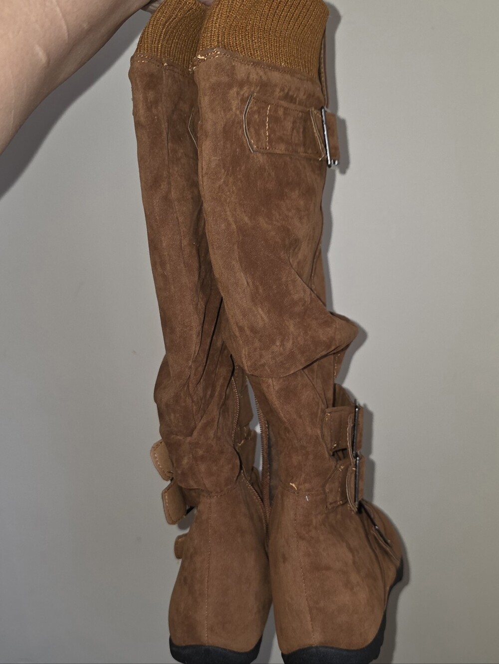 ☆Anna Brown Suede Boots with Buckle Straps☆ - Picture 4 of 8